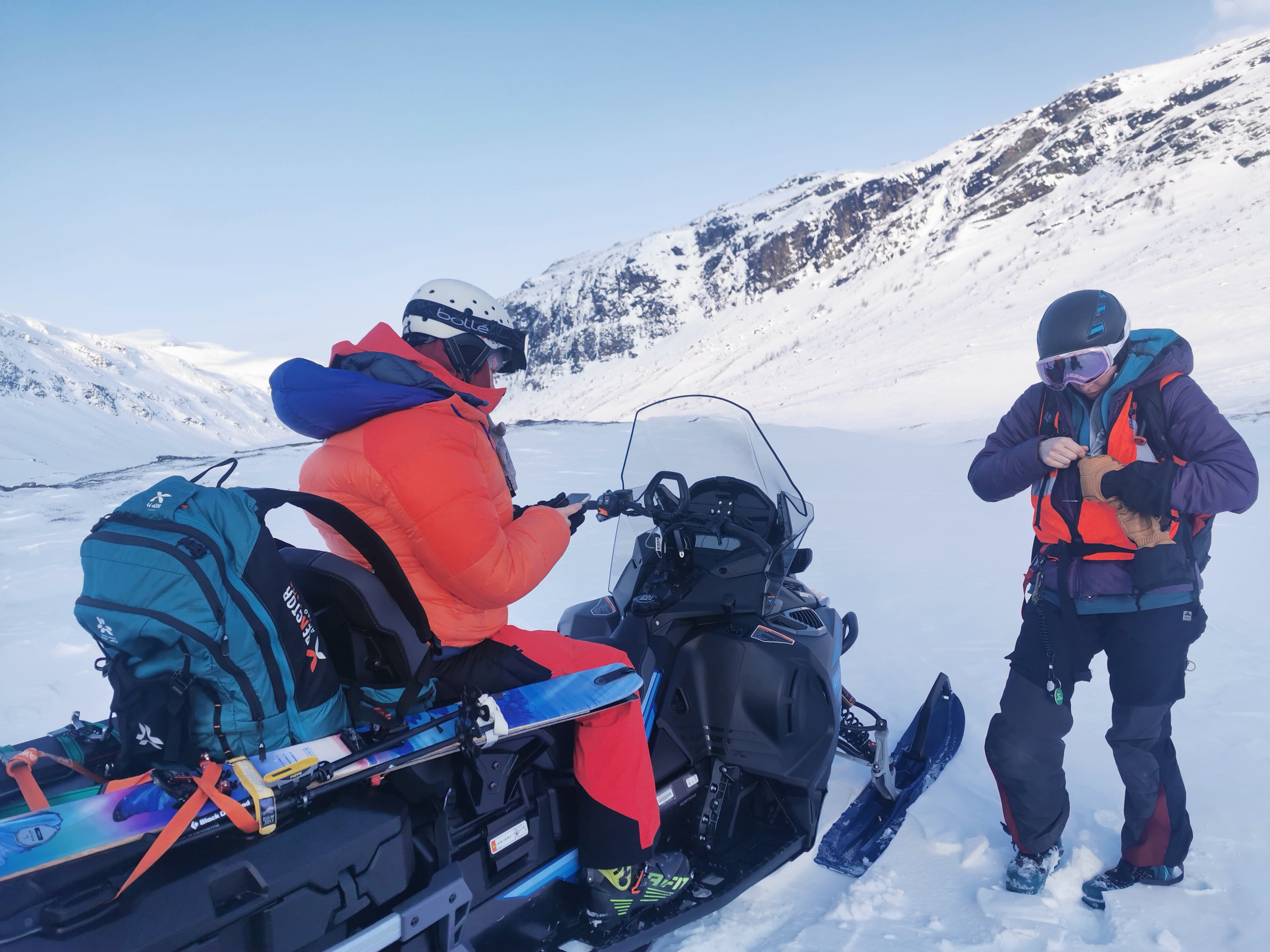 picture of rain and mountains